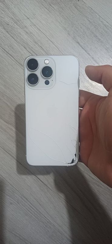 Iphone X 15pro qilingan varianti sotiladi Iphone X 15pro qilingan varianti sotiladi