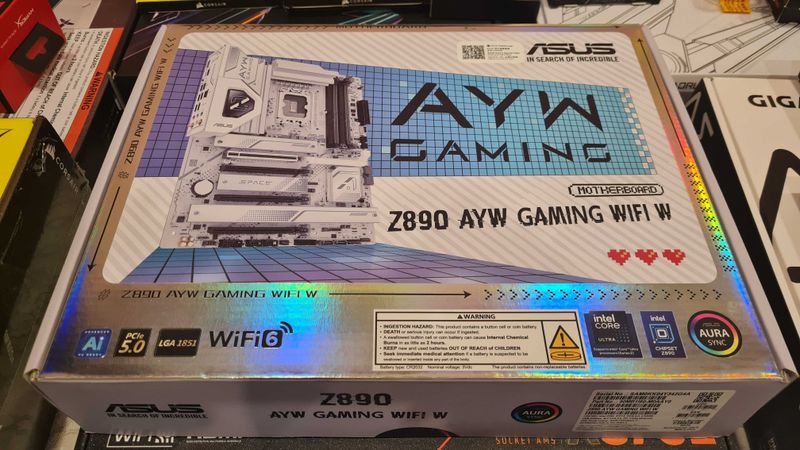 Новая материнская плата ASUS Z890 AYW GAMING WIFI W. Сокет LGA 1851. Новая материнская плата ASUS Z890 AYW GAMING WIFI W. Сокет LGA 1851.