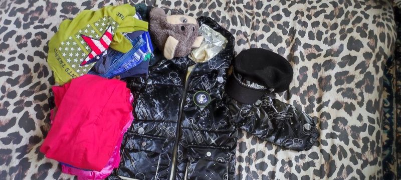 Кийимлар Ехсонга аралаш тоза кийимлар Кийимлар Ехсонга аралаш тоза кийимлар