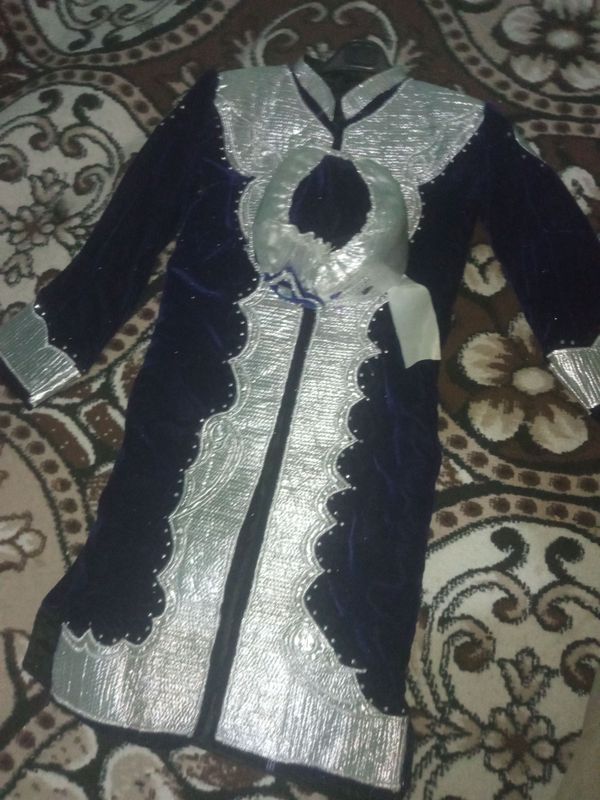 toy bola kiyimlari sotiladi