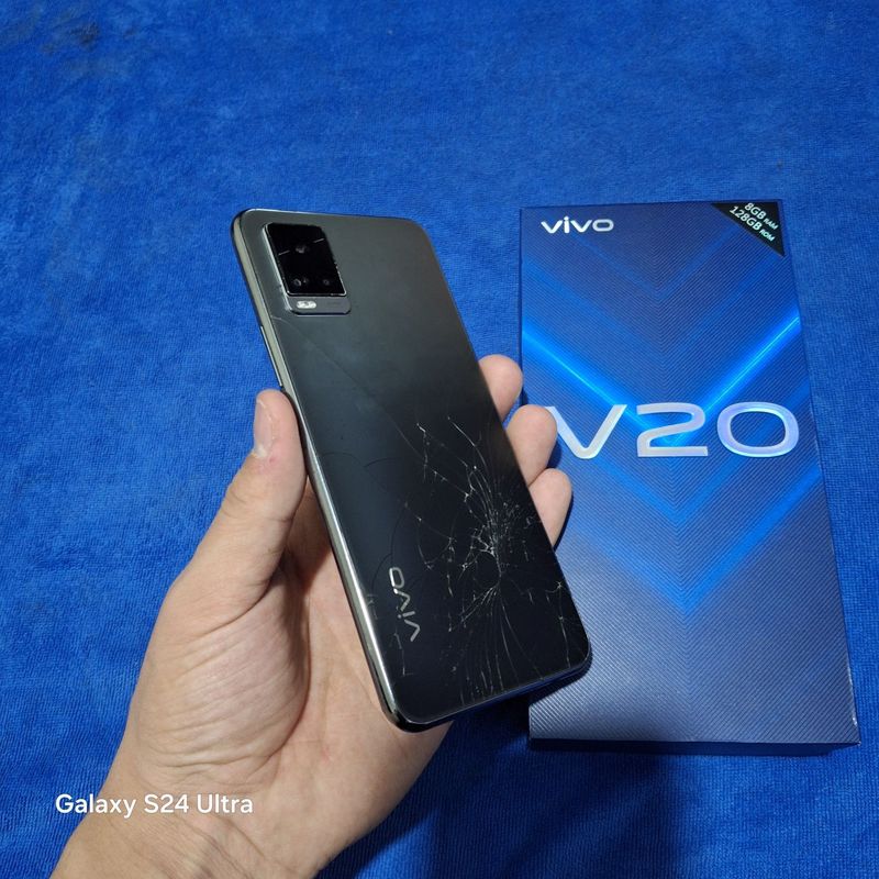 Vivo V20 sotiladi 128/8Gb