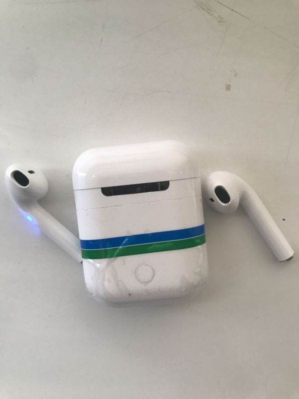 Airpods i15. .