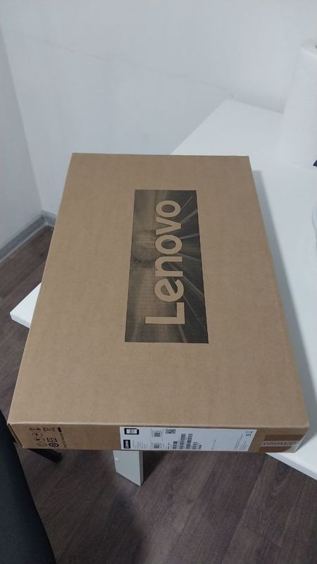 Srochna sotiladi lenovo noutbuk 2 ta bor Srochna sotiladi lenovo noutbuk 2 ta bor