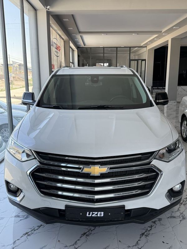 Traverse 2021 y full Traverse 2021 y full