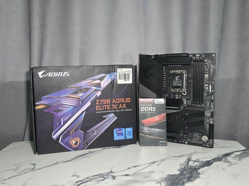 Комплект Gigabyte Z790 Aorus Elite X Ax + 32GB ozu Комплект Gigabyte Z790 Aorus Elite X Ax + 32GB ozu