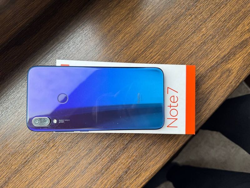 Redmi note 7 Neptune blue.