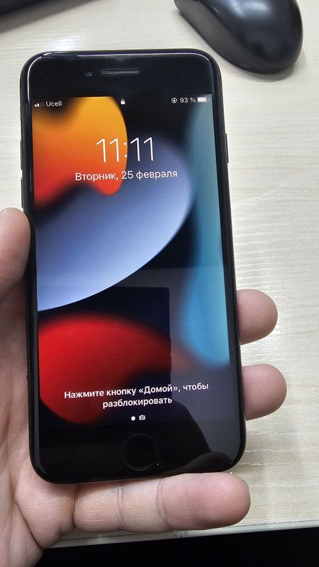 Продам свой Iphone 7 128гб черного цвета