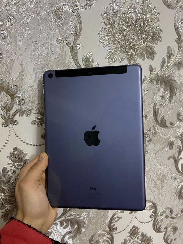 Ipad 2Air 128gb simkartalik. .