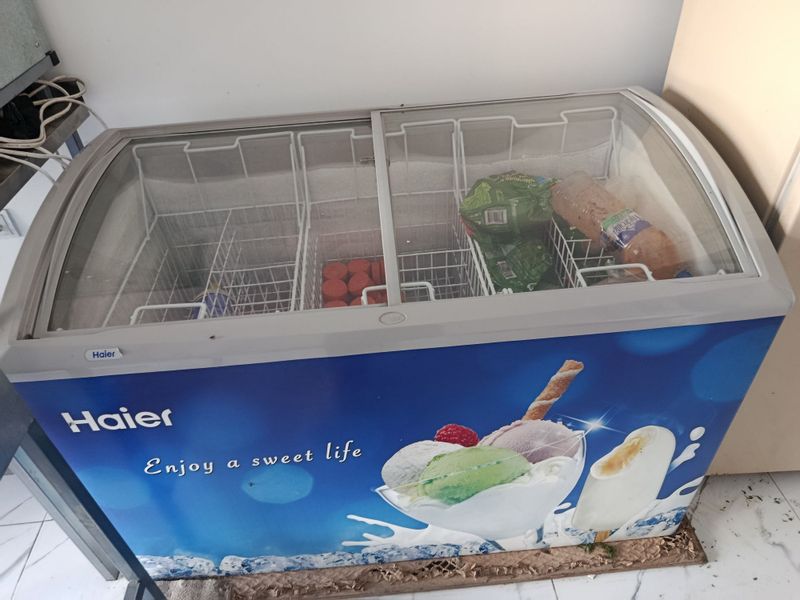 Morozelnik xaer sotiladi Morozelnik xaer sotiladi