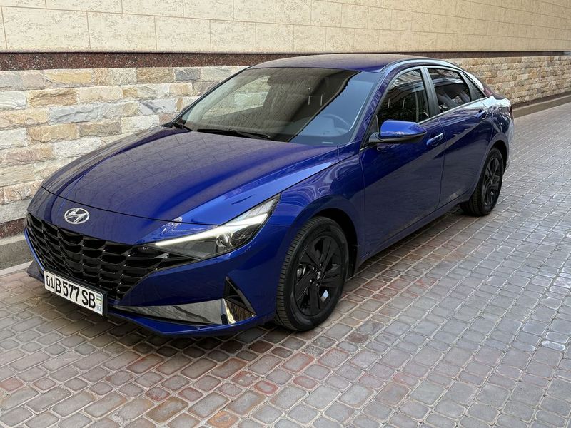 Hyndai Elantra 2-позиция