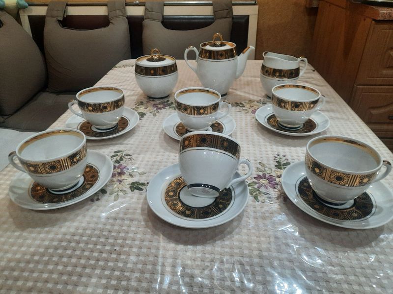 Абсолютно новый, редкий, чайный сервиз на 6 персон из 15 предметов, П Абсолютно новый, редкий, чайный сервиз на 6 персон из 15 предметов, П