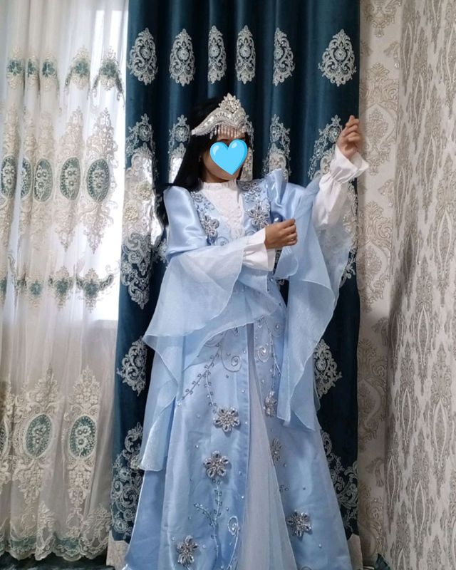 Ansambil 400 000 som Ansambil 400 000 som