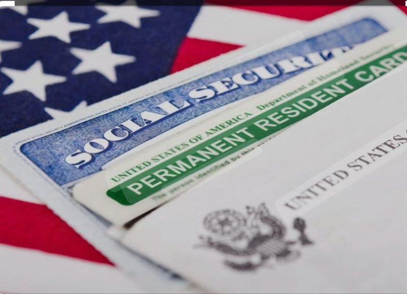 Green card toʻldiramiz