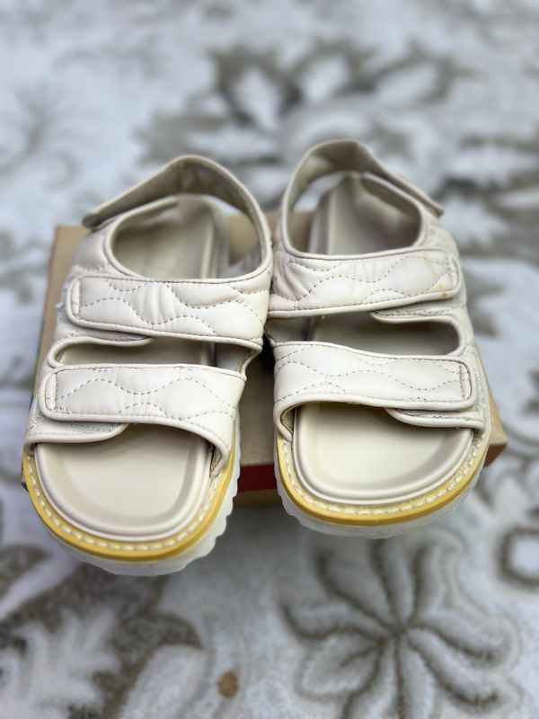 Zara original 32-razmer Zara original 32-razmer