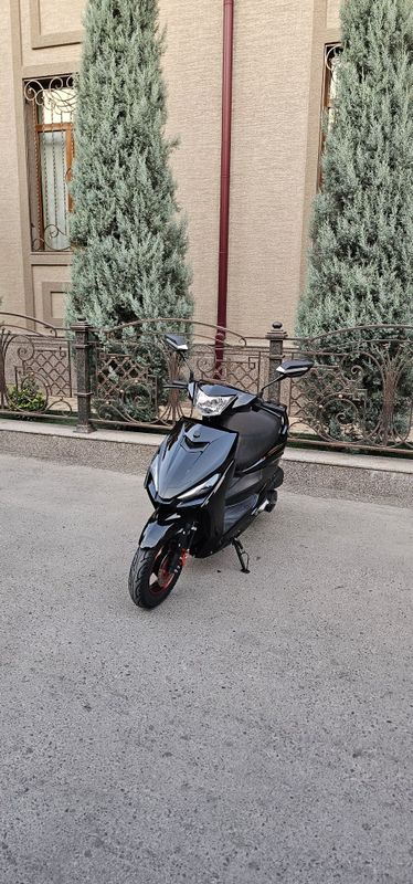 Продам скутер Bikeland RS2 в идеальном районе Продам скутер Bikeland RS2 в идеальном районе