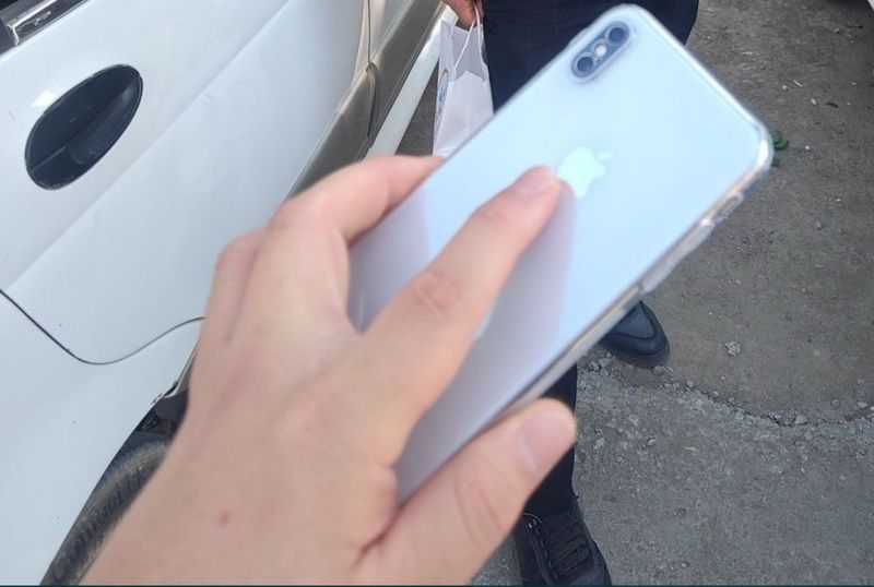 prodam srochno Iphone xs max 256 gb