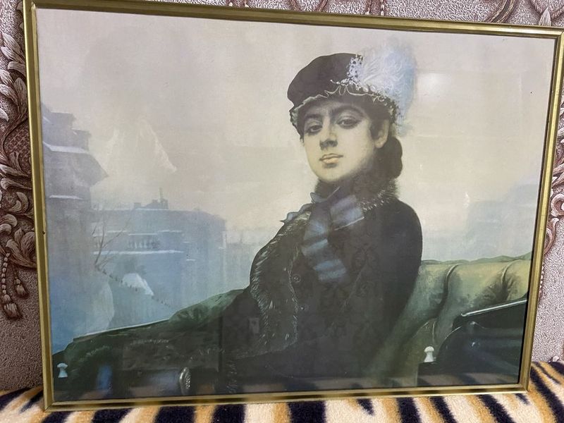 Картина художника И.Н.Крамского "Неизвестная" Картина художника И.Н.Крамского "Неизвестная"