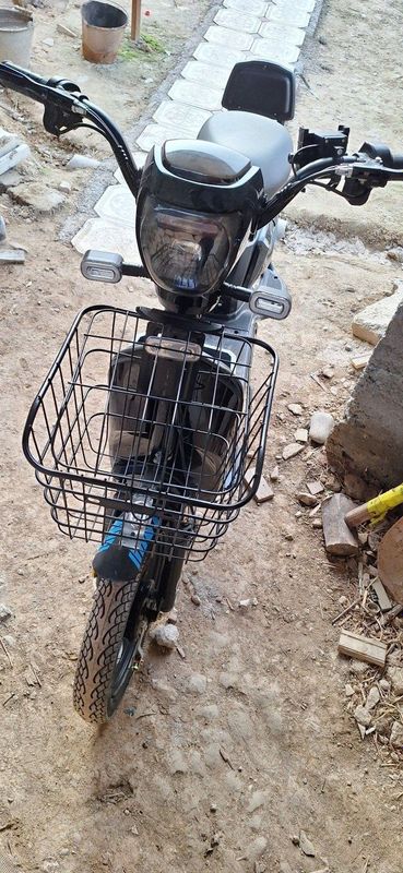 Skuter sotoladi holati alo darajada Skuter sotoladi holati alo darajada