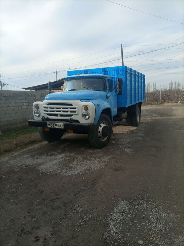 Zil sotiladi srochna Zil sotiladi srochna