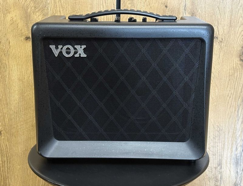 Комбоусилитель VOX VX15-GT