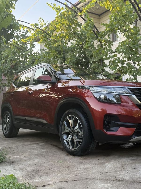 KIA Seltos 1-позиция Автомат KIA Seltos 1-позиция Автомат