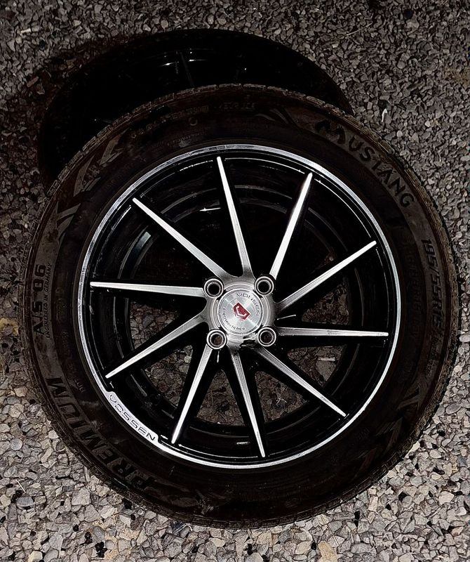 VOSSENR15/195/55 Mustang R15 VOSSENR15/195/55 Mustang R15