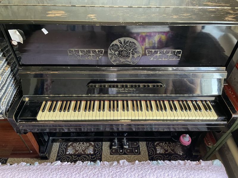 Pianina sotila krasniy oktyabr Rassiyskiy Pianina sotila krasniy oktyabr Rassiyskiy