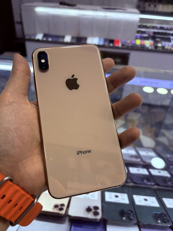 iPhone Xs Max 64 gb gold