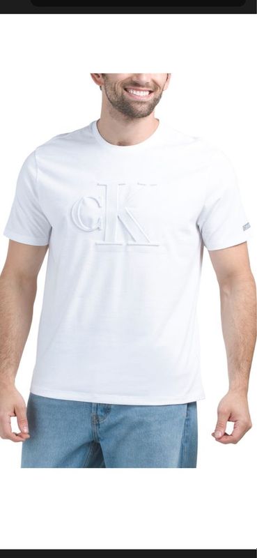 Футболки Calvin Klein short sleeve. Р. M и L.