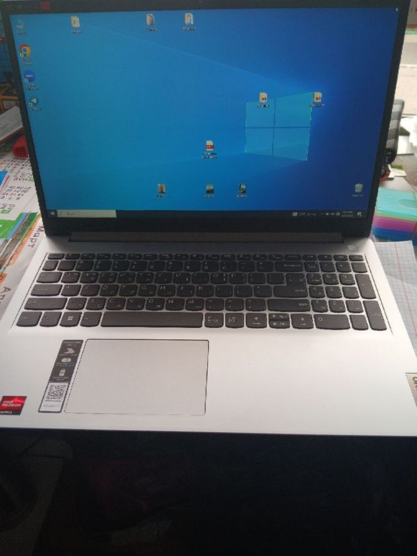 Lenovo Ideapad Slim 1 Lenovo Ideapad Slim 1