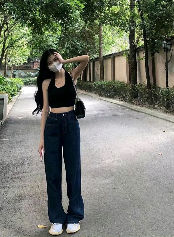 Jinsi shim qizlar va ayollar uchun Jinsi shim qizlar va ayollar uchun