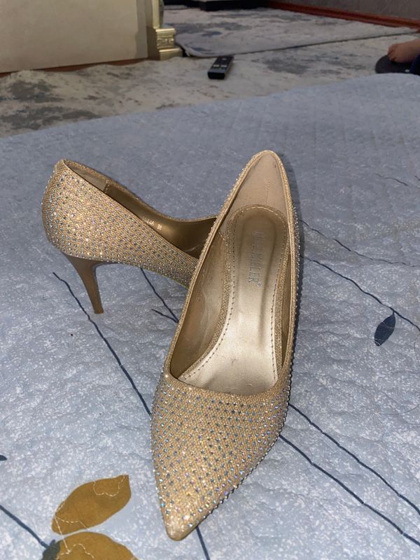 Miss miller tufli sotiladi 38 razmer