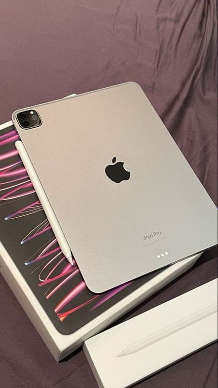 Продается ipad pro 12.9 Продается ipad pro 12.9