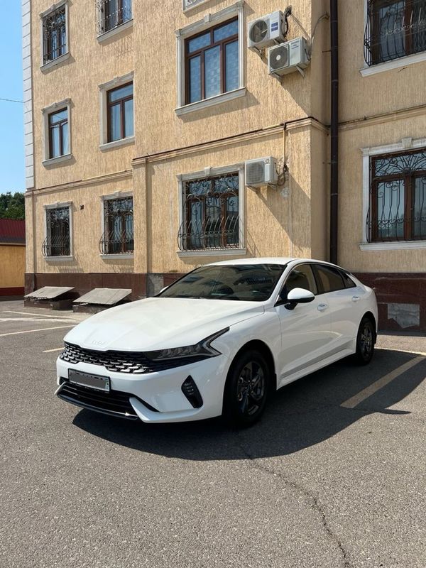 Kia K5 2022 yil Ideal Kia K5 2022 yil Ideal