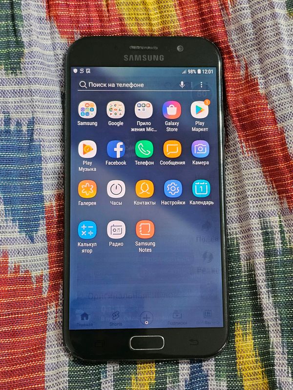Samsung galaxy A7, SM-A720F