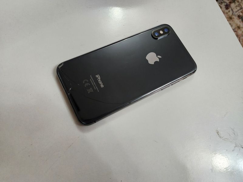 Iphone X Black 256GB Bat 100% Face Yoq ekran alishgn TFT ishlashi yaxi Iphone X Black 256GB Bat 100% Face Yoq ekran alishgn TFT ishlashi yaxi