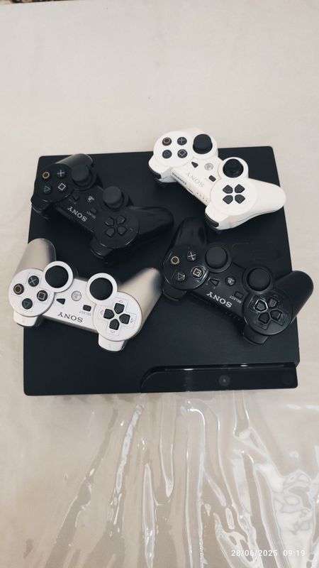 7 kamplekt ps3 sotiladi arzon narxda pul zarurligi ucun