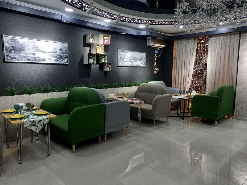 Kafe,ga Divan stol stul Sotiladi