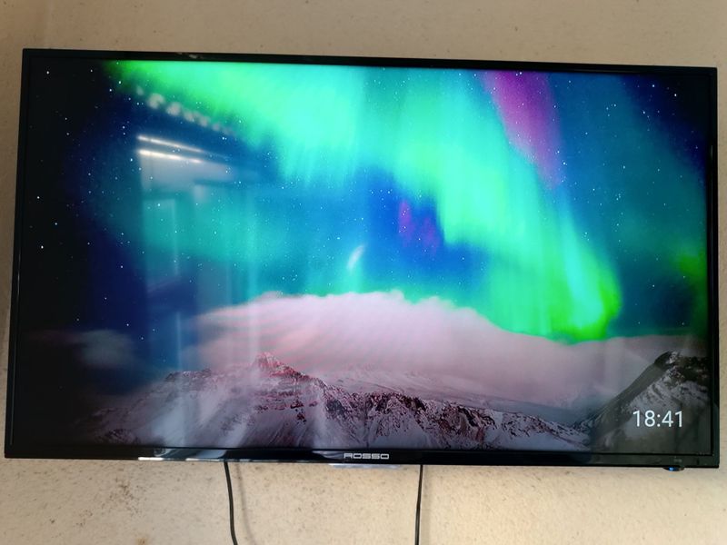 Продам телевизор 40". Продам телевизор 40".