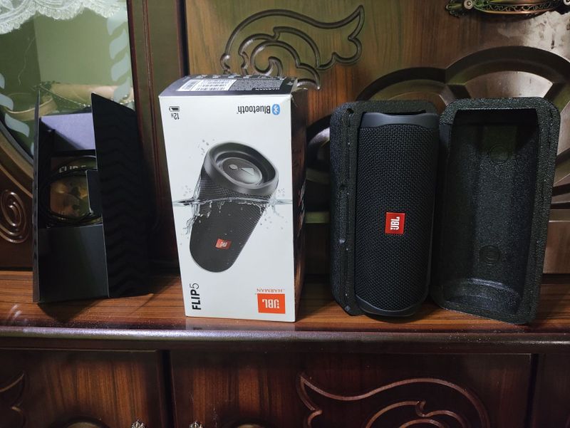JBL Flip 5 xolati zo'r JBL Flip 5 xolati zo'r