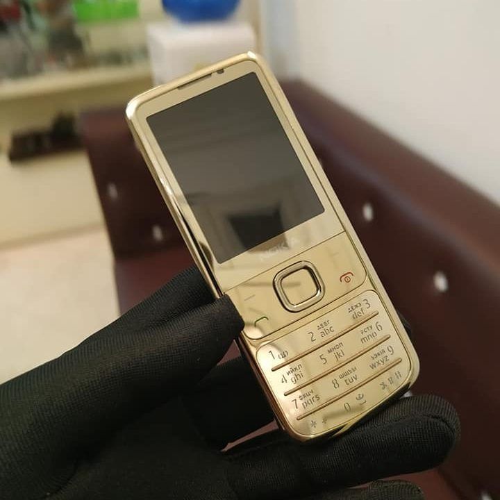 Nokia 6700 klassik Gold