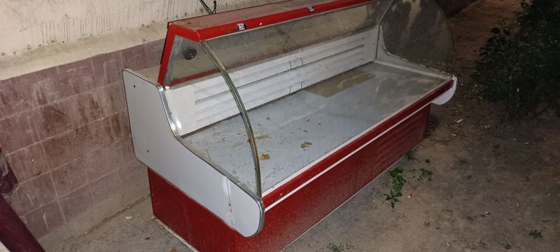 Ветрина холодильник без мотора Ветрина холодильник без мотора