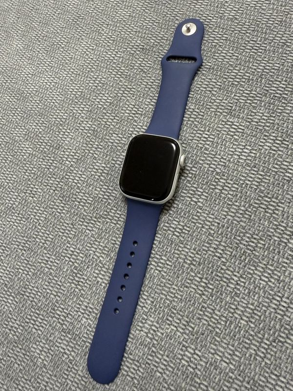 Apple watch 10 42 mm в идеальном состоянии Apple watch 10 42 mm в идеальном состоянии