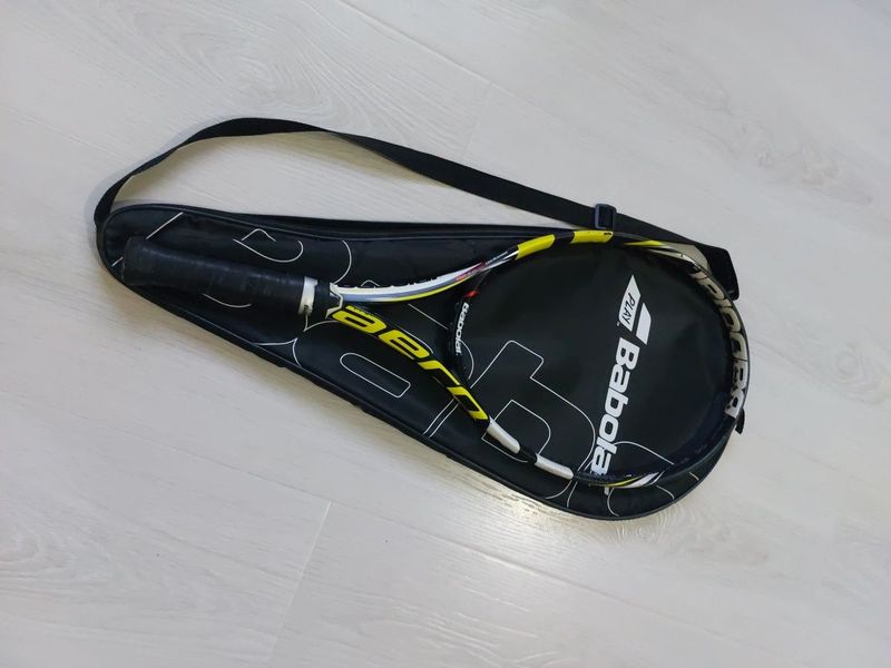 Ракетка для большого тенниса babolat aeropro junior 26 без струн Ракетка для большого тенниса babolat aeropro junior 26 без струн