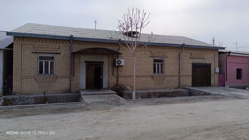 Xorazm viloyati cholish posyolkasi 700m2 Xorazm viloyati cholish posyolkasi 700m2