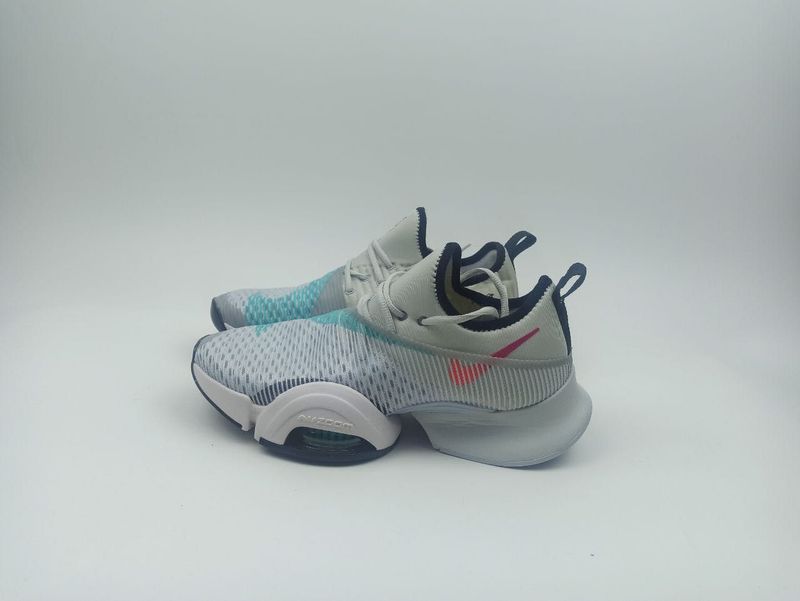 Кроссовки Nike AirZoom Superrep 2. Новое. 41 размер Кроссовки Nike AirZoom Superrep 2. Новое. 41 размер