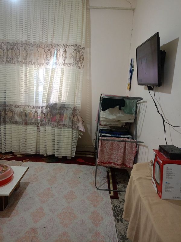 Bazar qasindagi 2etaj domlar Bazar qasindagi 2etaj domlar
