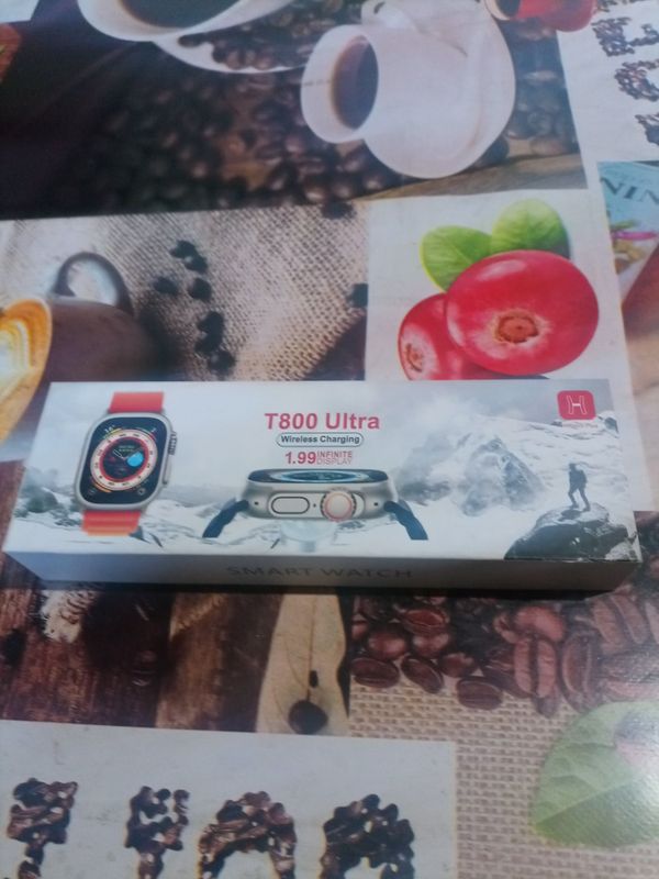 Smart watch yangi diyarli ishlatimagan yangi