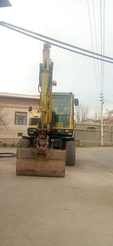 Ekskavator sotiladi Ekskavator sotiladi