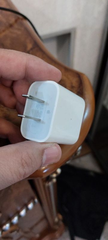 Iphone зарядка оригинал Iphone зарядка оригинал